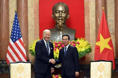 Вьетнам и США объявляют о новой стратегической сделке
